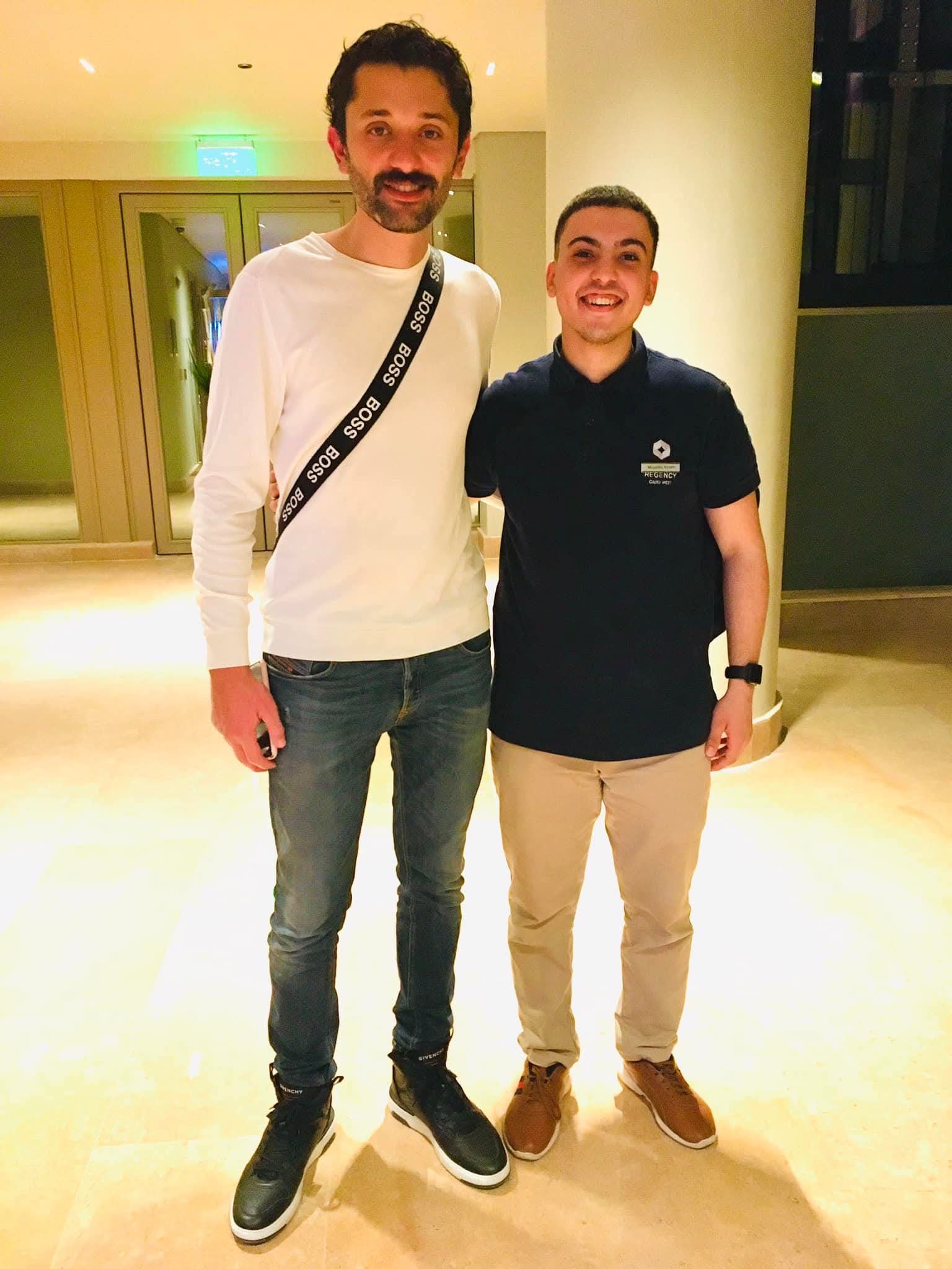 مصطفى عاصم عويس.. شاب مصري يصنع مستقبله بين التكنولوجيا والسياحة والذكاء الاصطناعي